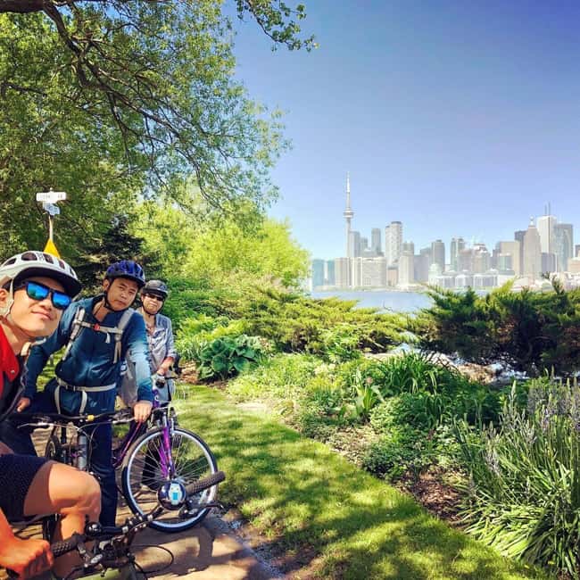 Toronto Islands: Sunrise Breakfast Bicycle Tour - Key points at a glance