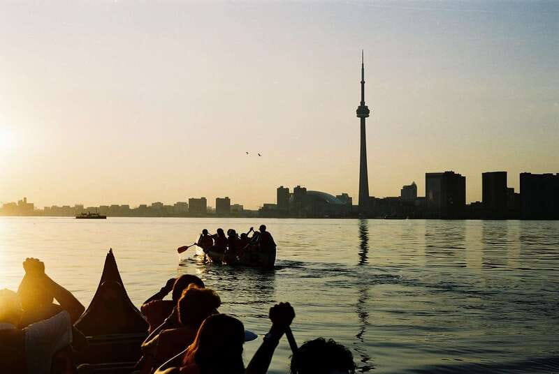 Toronto Islands: Sunset Canoe Tour - What happens once you reach the canoe