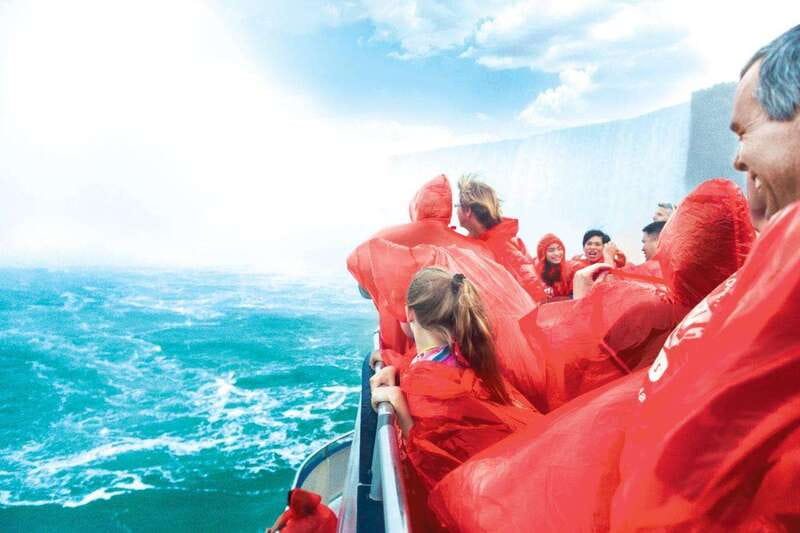 Toronto: Niagara Falls Day Tour with Niagara City Cruise - Clifton Hill gives you the lively side of Niagara