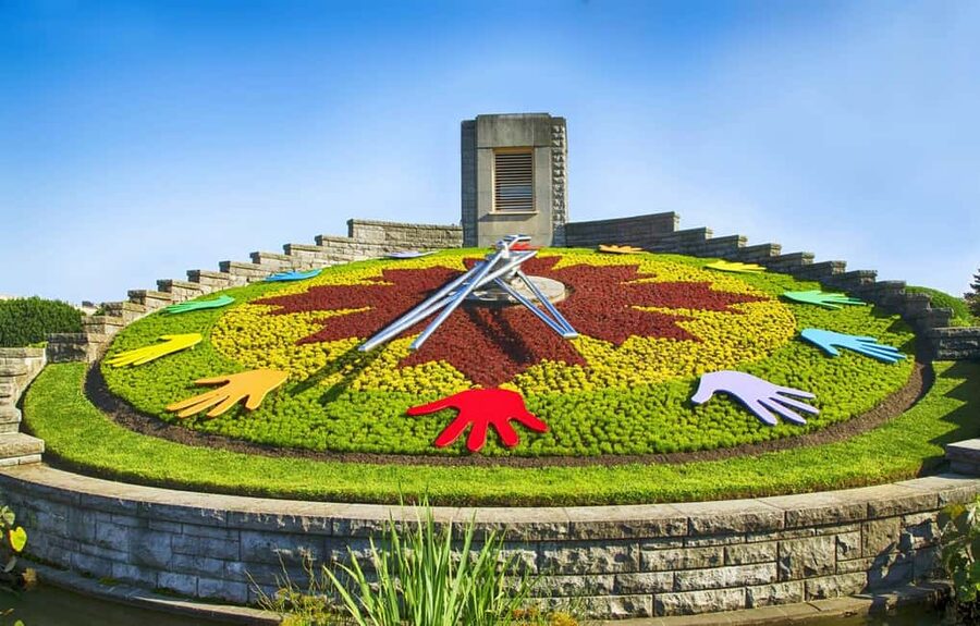 Toronto: Niagara Falls & NOTL Heritage Town Guided Day Tour - Leaving Toronto for Niagara country