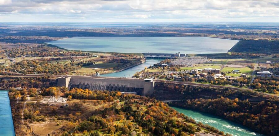 Toronto: Niagara Falls & NOTL Heritage Town Guided Day Tour - Who should book this day trip?