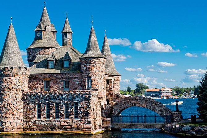 Toronto, Niagara Falls & Thousand Islands VIP 2–Day Trip - Price, group size, and daily comfort