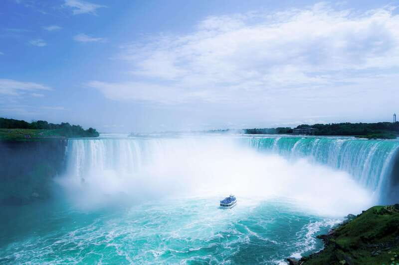 Toronto: Niagara Falls Tour with Boat and Lunch - The ride from Toronto to Niagara Falls