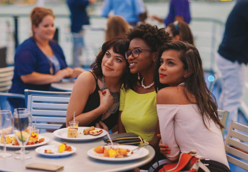 Toronto: Premium Harbor Cruise with Lunch, Brunch, or Dinner - The rooftop deck is worth your time