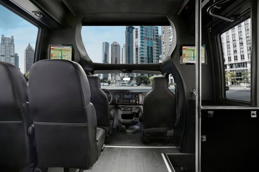 Toronto: Shuttle Transfer Between Downtown and Niagara Falls - Arriving at Niagara Falls or Niagara-on-the-Lake