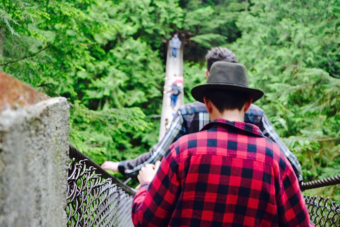 Vancouver Biking and Hiking Tour including Lunch - Crossing Lynn Canyon’s 150-foot bridge