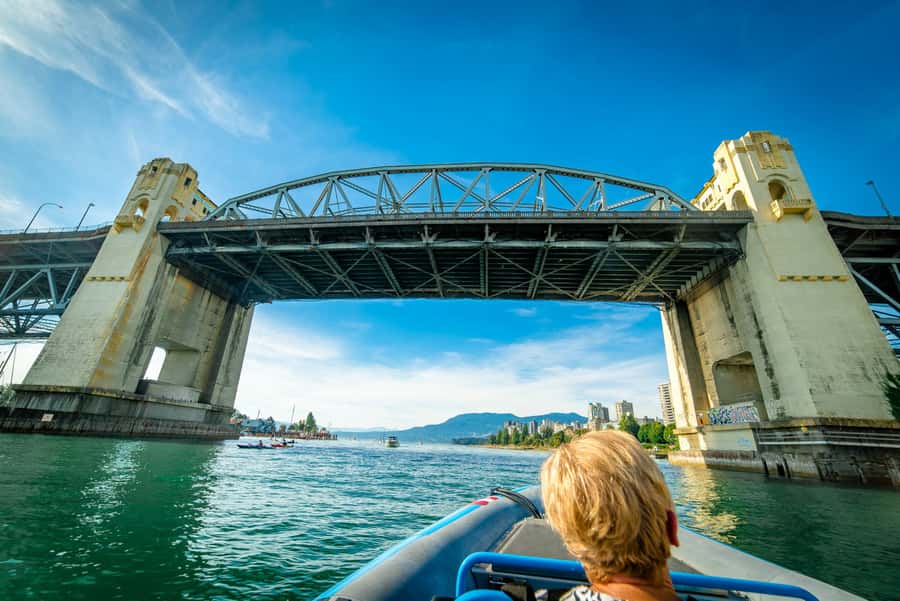 Vancouver: City and Seal Boat Tour - Starting at Granville Island and getting ready