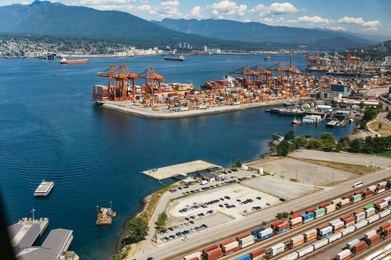 Vancouver: Entry Ticket for the Vancouver Lookout - Practical restrictions and accessibility