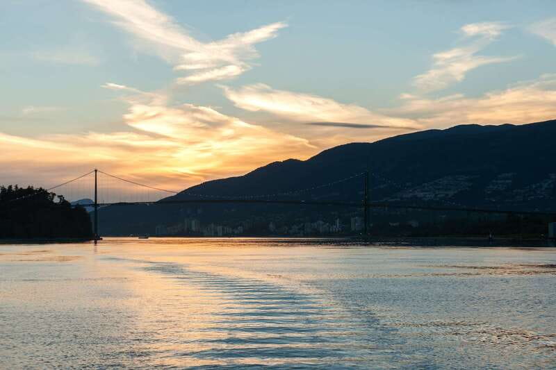 Vancouver: Evening Cruise with Dinner Buffet - My take: book it for the setting, not just the supper