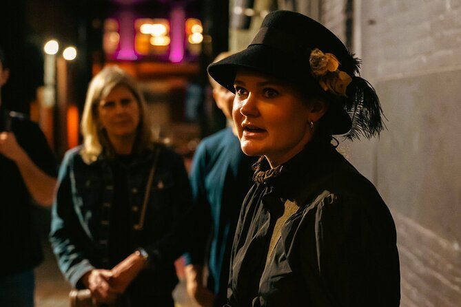Vancouver Lost Souls of Gastown Walking Tour - Reaching the Steam Clock through side streets