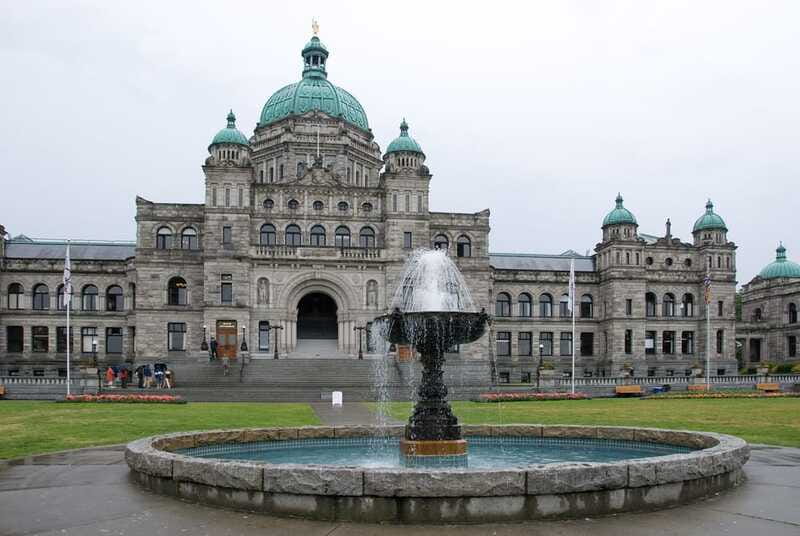 Vancouver: Private Walking Tour with a Local - The value of $43 per person