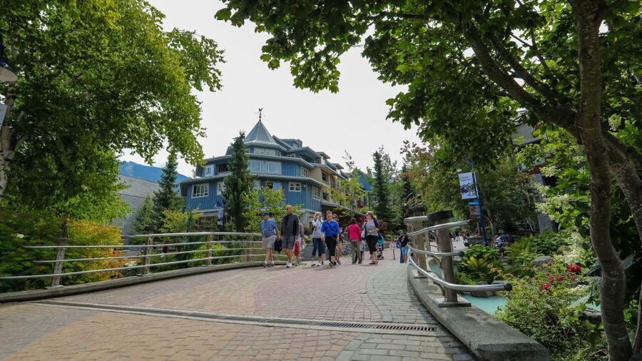Vancouver: Sea To Sky Highway, Gondola, & Whistler Day Trip - Shannon Falls: a quick waterfall stop