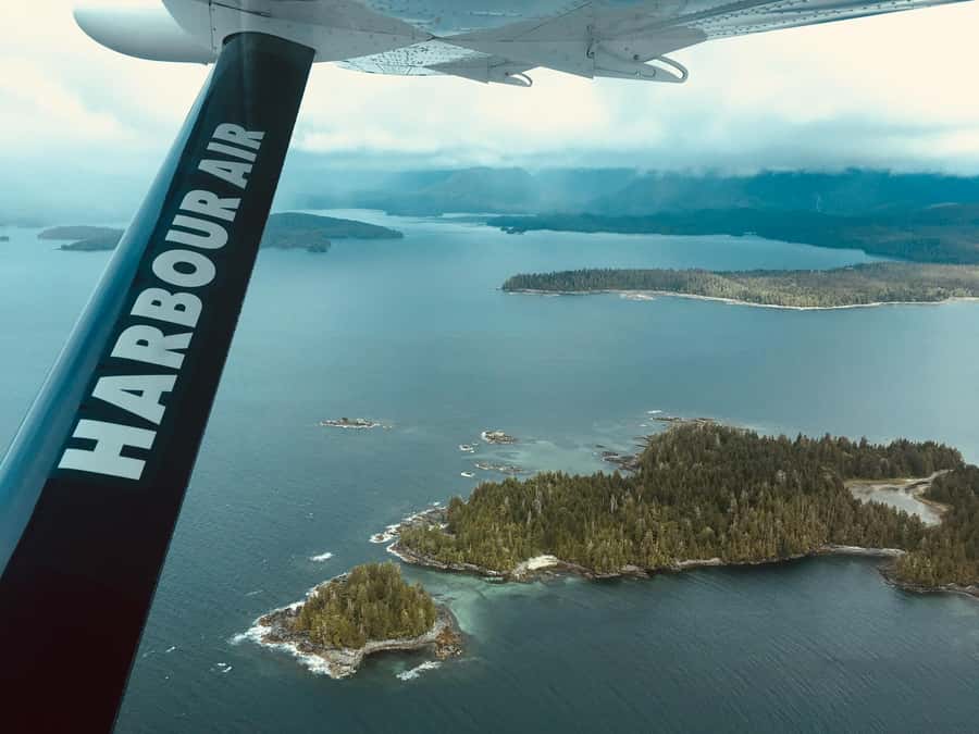 Vancouver to Victoria Seaplane Day Trip + Butchart Gardens - A 30-minute flight over Vancouver’s coast