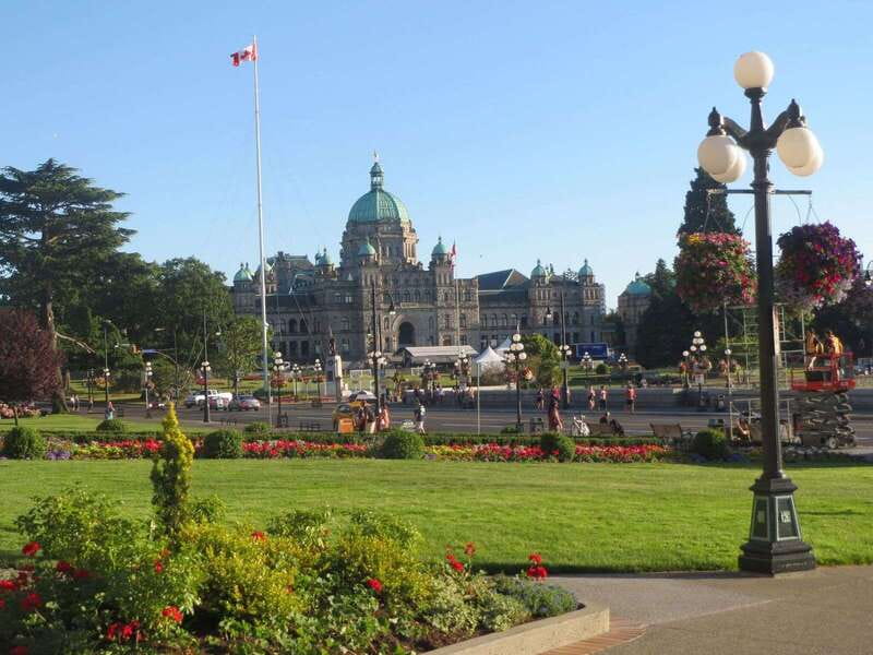 Vancouver: Victoria and Butchart Gardens by Seaplane - Should you book it?