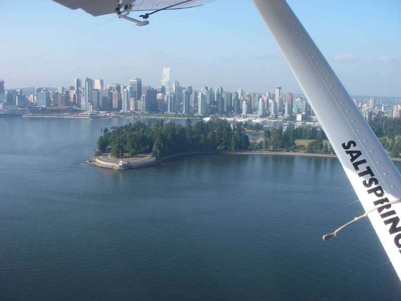 Vancouver: Victoria and Butchart Gardens by Seaplane - Butchart Gardens rewards a careful walk
