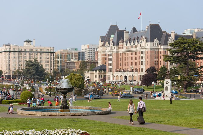 Victoria and Butchart Gardens, an Elevated Experience - Comfort, weather, and what to bring