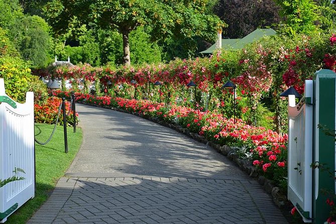 Victoria & Butchart Gardens Tour with Ferry from Vancouver - What this Vancouver to Victoria tour really offers