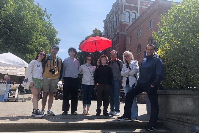 Victoria City Highlights 3 Hour Walking Tour | Grauity-Based - The Empress and Victoria’s postcard face