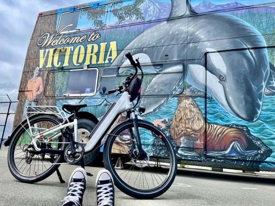 Victoria City Highlights Bike Tour - Castle Hoods & Legends - Key points to know before you ride