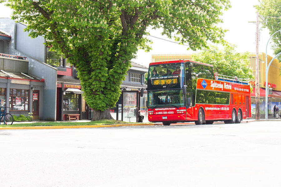 Victoria: Hop-On-Hop-Off Sightseeing Bus Tour - Songhees Point and the waterfront route
