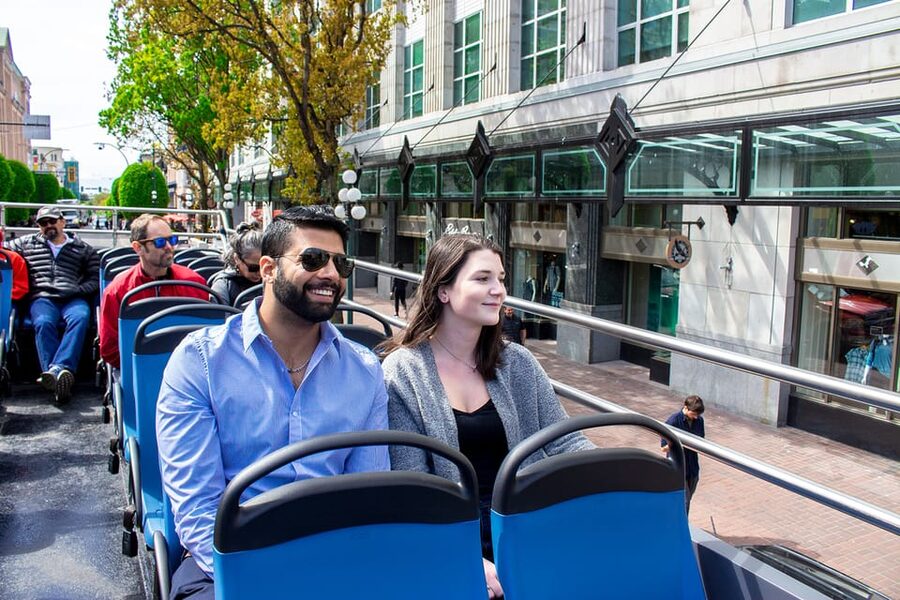 Victoria: Hop-On-Hop-Off Sightseeing Bus Tour - Beacon Hill Park and Cook Street Village
