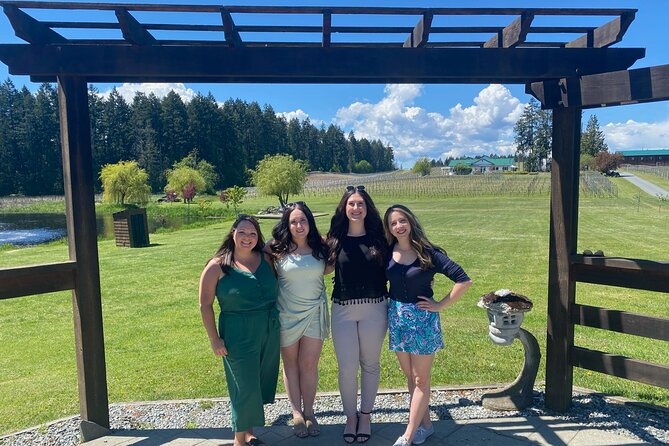 Victoria Wine Tour with Wine Tastings and Charcuterie - Enrico Winery and the charcuterie lunch