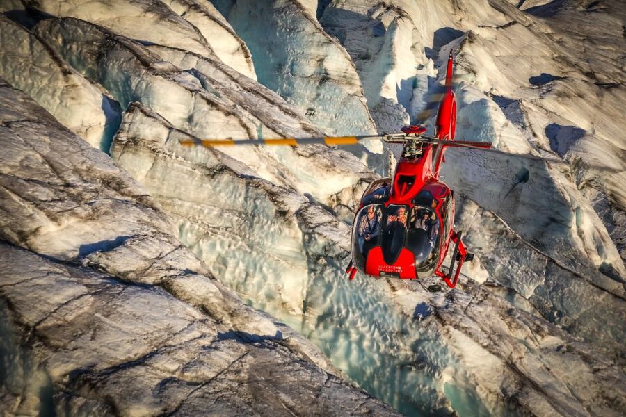 Whistler: Glacier Helicopter Tour and Mountain Landing - Returning to Whistler Valley