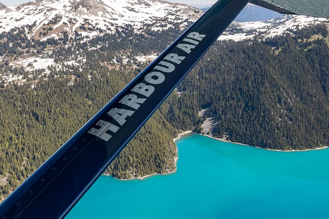 Whistler Glacier Spectacular: Scenic Seaplane Sightseeing Tour - The pilot adds context, but the windows do the heavy work