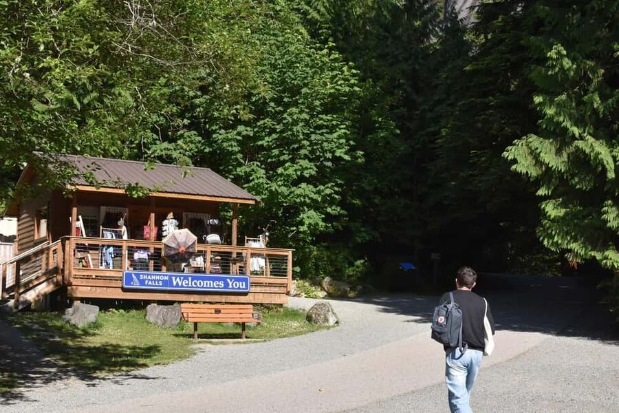 Whistler, Sea to Sky Gondola, and Shannon Falls Day Trip - Who Will Enjoy This Most
