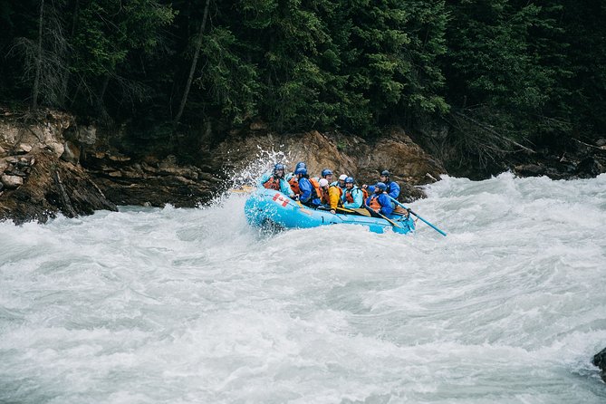 Whitewater Rafting Adventure | Kicking Horse River - Small details that improve the day