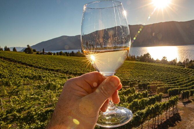 Wine Tour Experience In Lake Country 5 Wineries - The small-group format and guide service